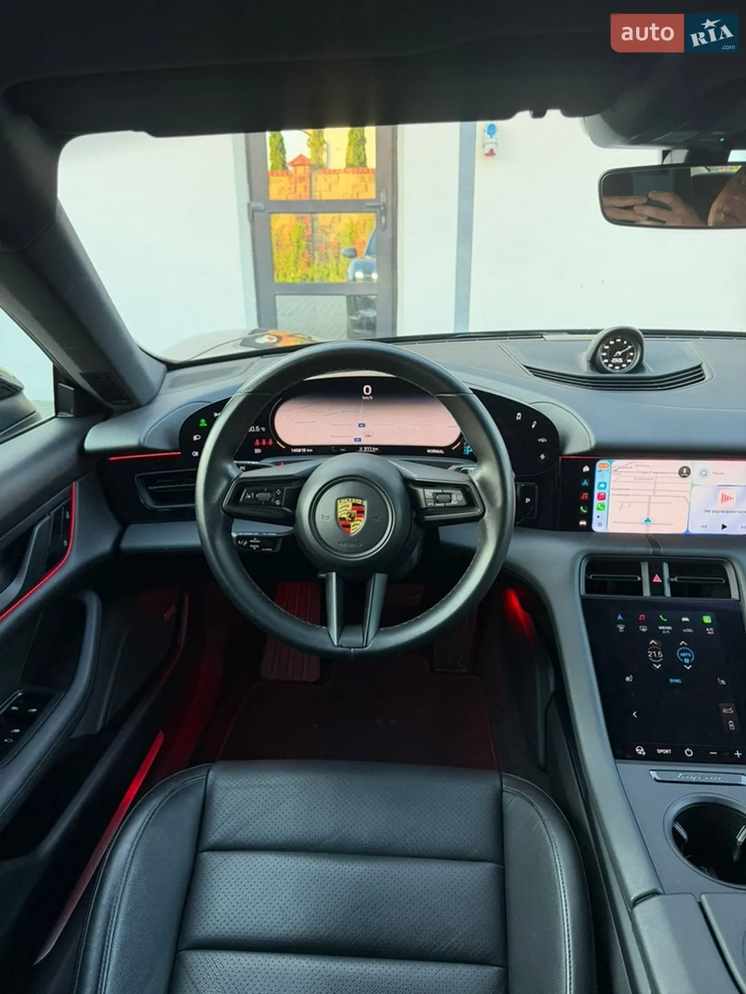 2020 Porsche Taycan - мініатюра 12