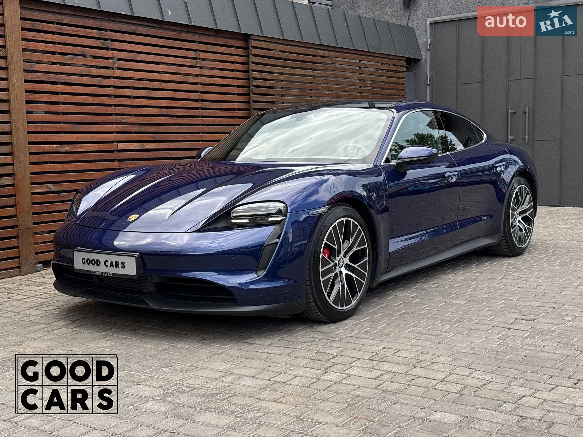 2020 Porsche Taycan - мініатюра 3