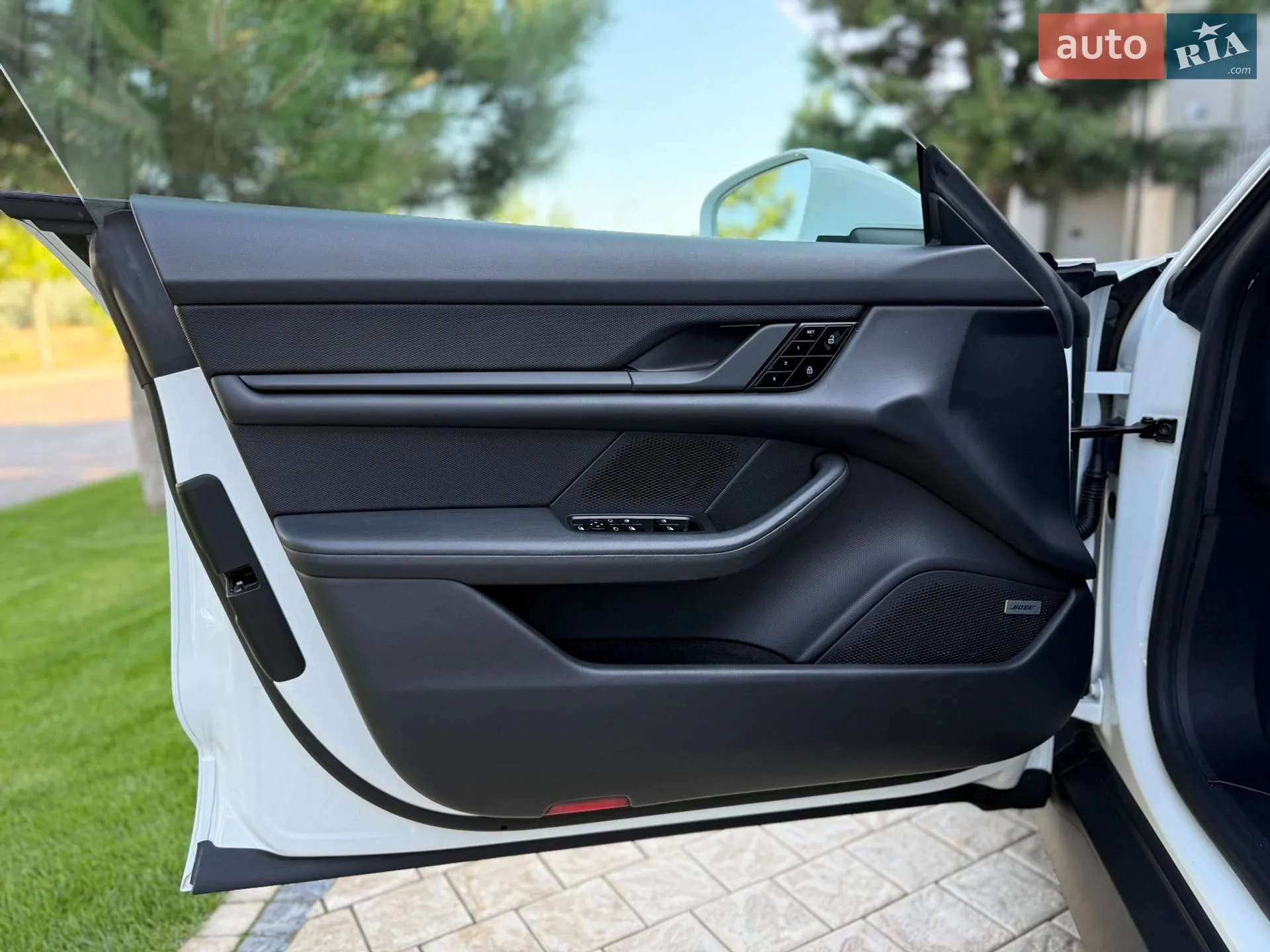 2021 Porsche Taycan - мініатюра 30