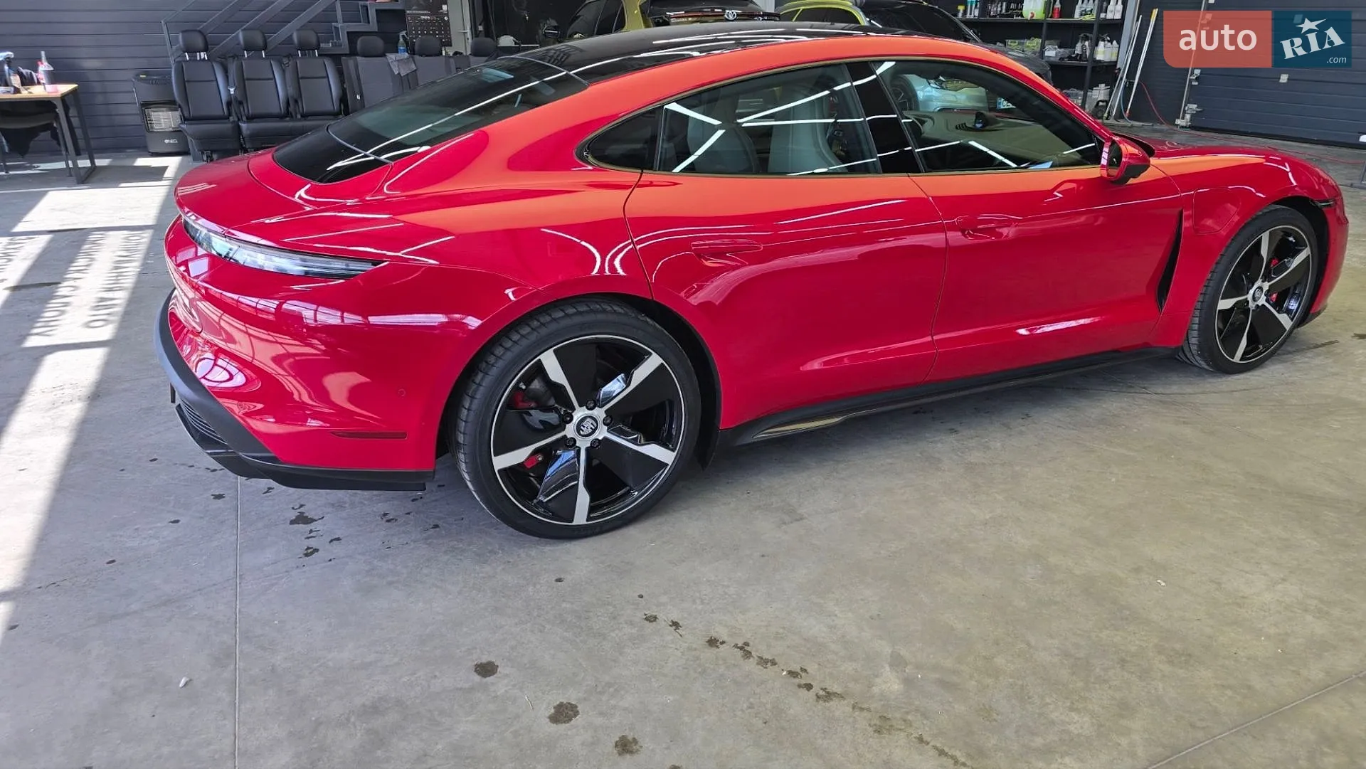 2020 Porsche Taycan - мініатюра 9