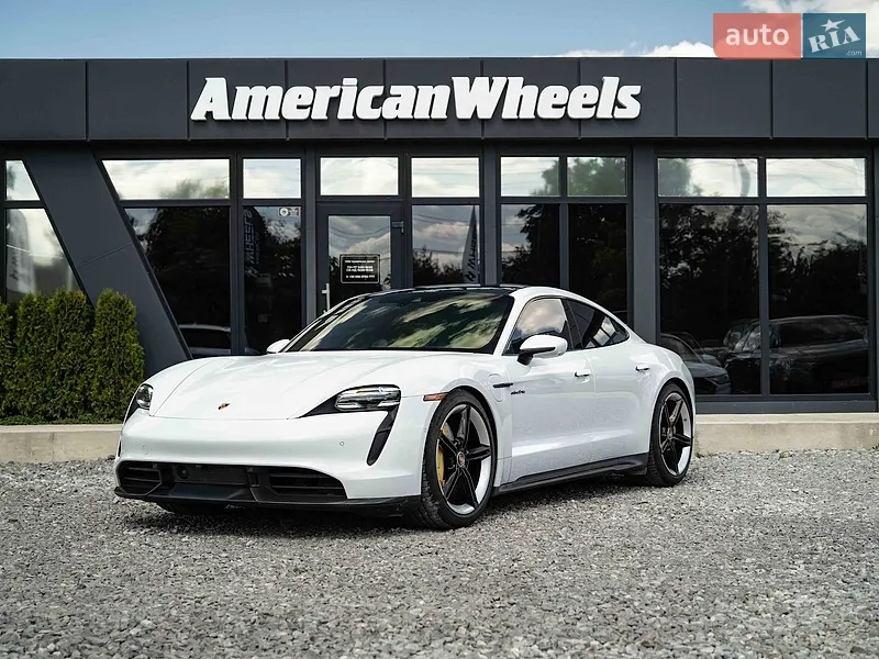 Porsche Taycan 2020