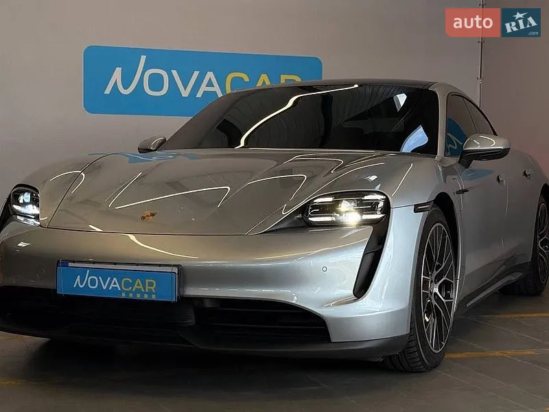 Porsche Taycan 2020