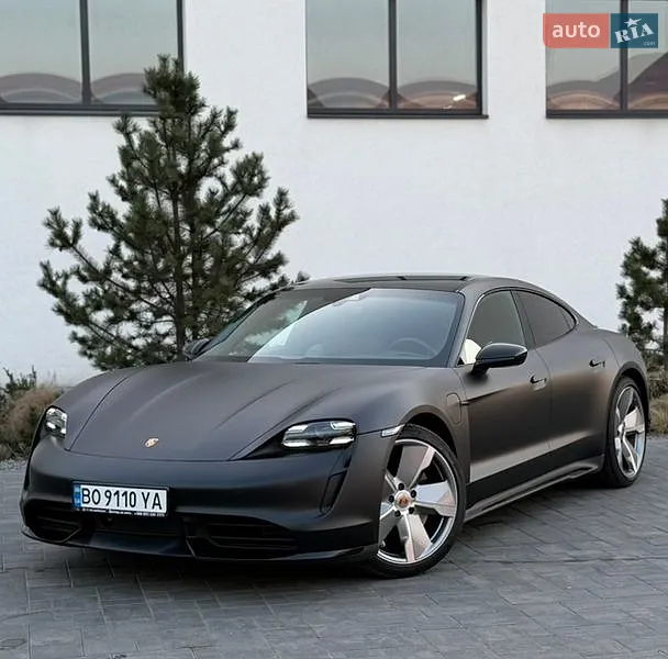 Porsche Taycan 2020