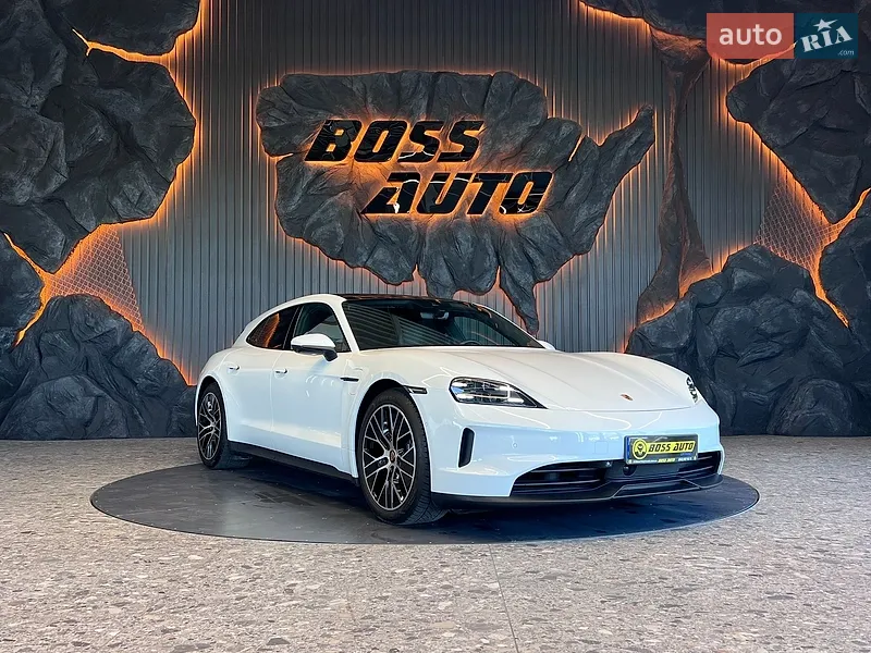 Porsche Taycan 2024
