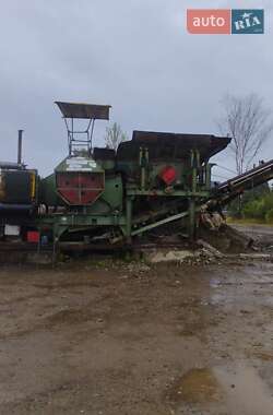 Дробарка (дробильна установка) Powerscreen Maxtrak 1996 в 