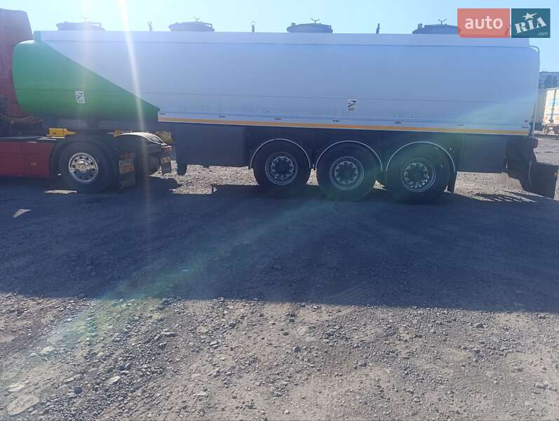 Цистерна ППТ 99981 2005 в Днепре