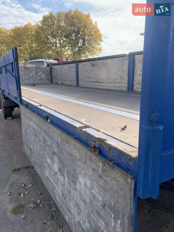 Борт ПР П 1995 в Киеве