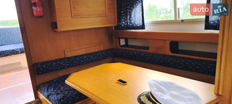 Катер Princess 25 1982 в Новояворівську