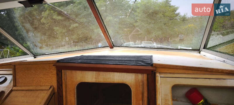 Катер Princess 25 1982 в Новояворівську