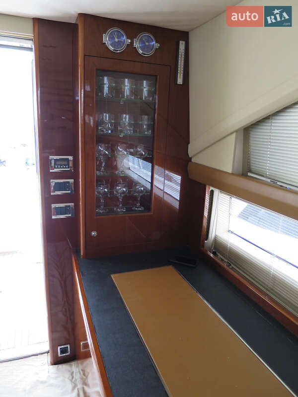 Моторна яхта Princess 50 2009 в Одесі фото 20 Моторна яхта Princess 50 2009 в Одесі