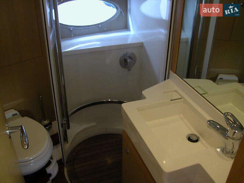 Моторная яхта Princess 54 2008 в Киеве