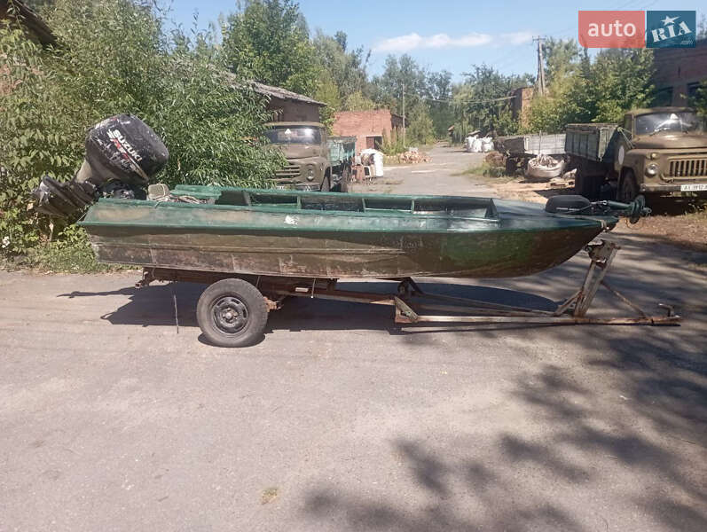 Катер Привет 22 2010 в Иванкове