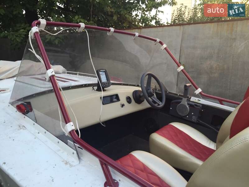 Лодка Прогресс 2 2016 в Киеве