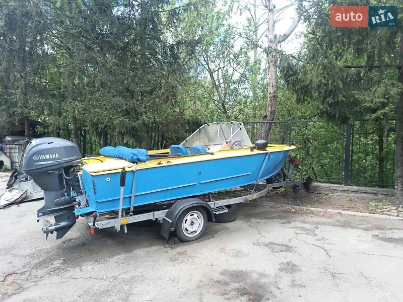 Лодка Прогресс 2 1990 в 