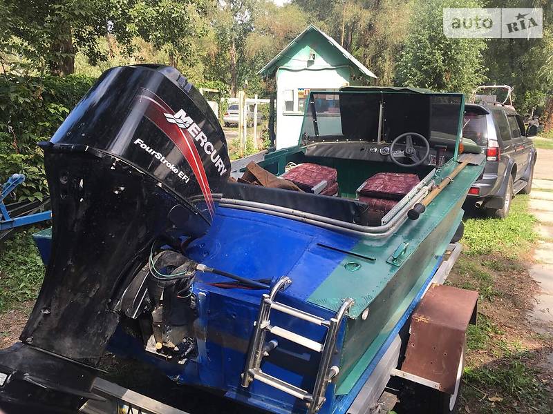 Катер Прогресс 2М 2014 в Киеве