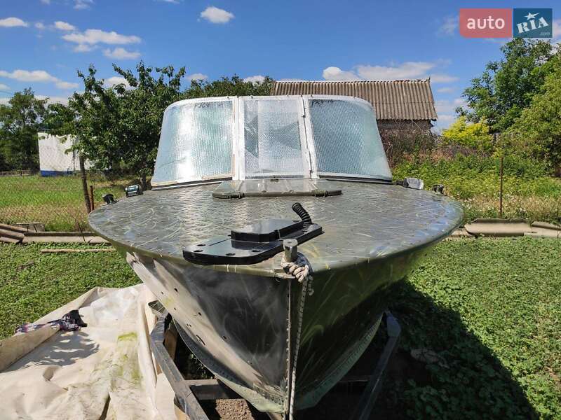 Човен Прогресс 2М 1977 в Івано-Франківську