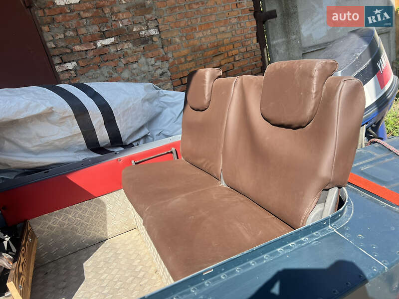 Катер Прогресс 2М 2005 в Лозовой