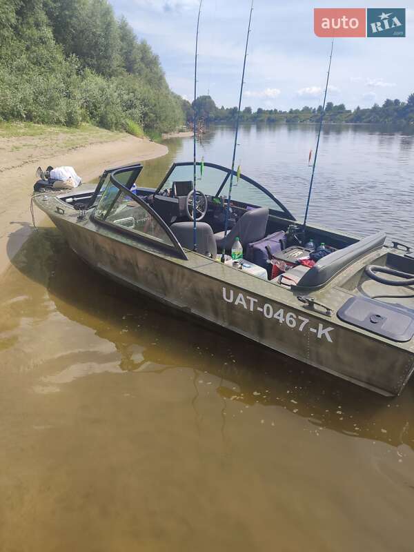 Човен Прогресс 2М 2020 в Києві