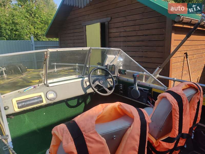 Катер Прогресс 2М 1998 в Остер фото 5 Катер Прогресс 2М 1998 в Остер