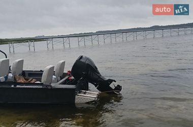 Катер Прогресс 2М 2020 в Луцке