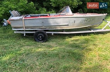 Катер Прогресс 2М 2000 в Шостці