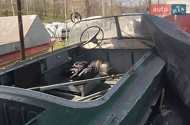 Лодка Прогресс 2М 1985 в Каменском