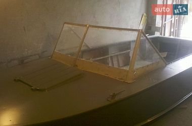 Лодка Прогресс 4 1980 в Николаеве