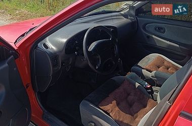 Седан Proton 415 1995 в Самборе