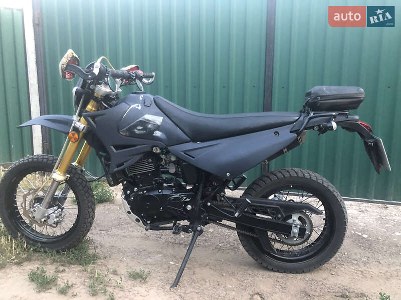 Мотоцикл Позашляховий (Enduro) Qingqi QM200 2015 в Запоріжжі фото 2 Мотоцикл Позашляховий (Enduro) Qingqi QM200 2015 в Запоріжжі