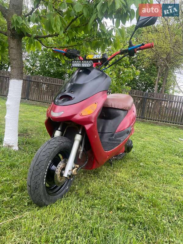 Скутер Qingqi QM50 2010 в Корсуне-Шевченковском