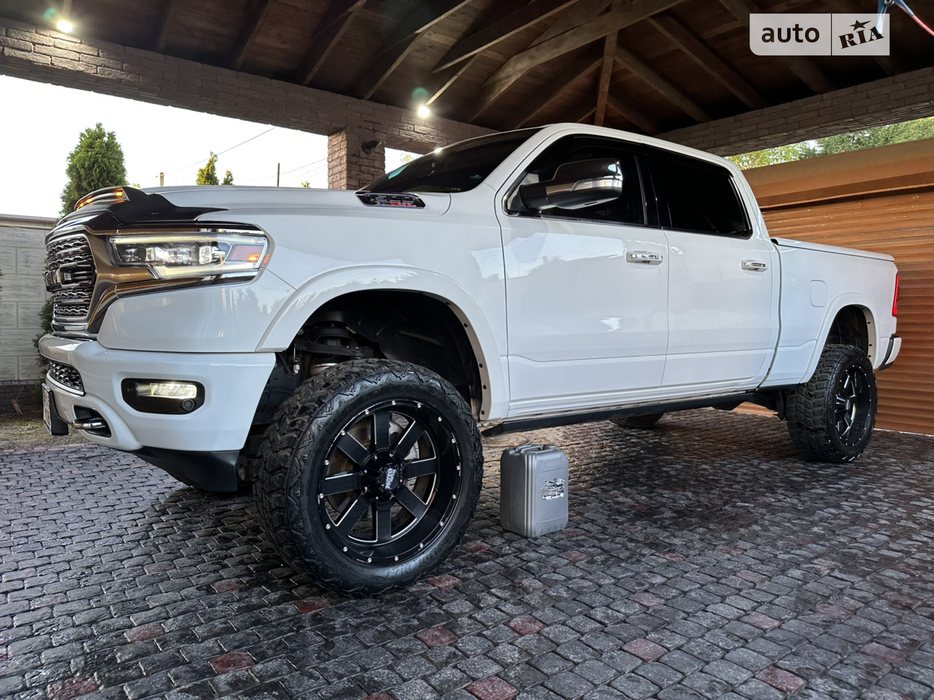 2019 RAM 1500 - мініатюра 33