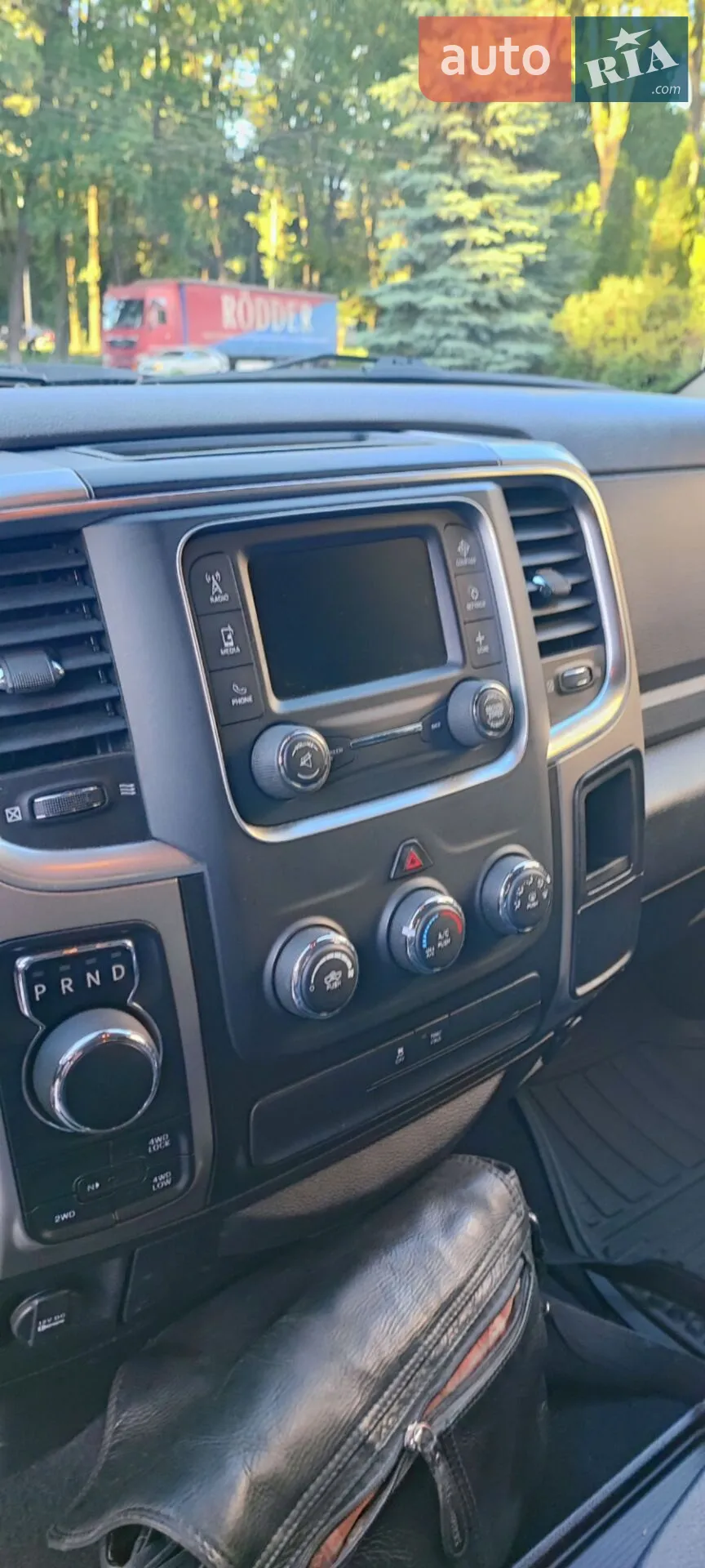 2019 RAM 1500 - мініатюра 17