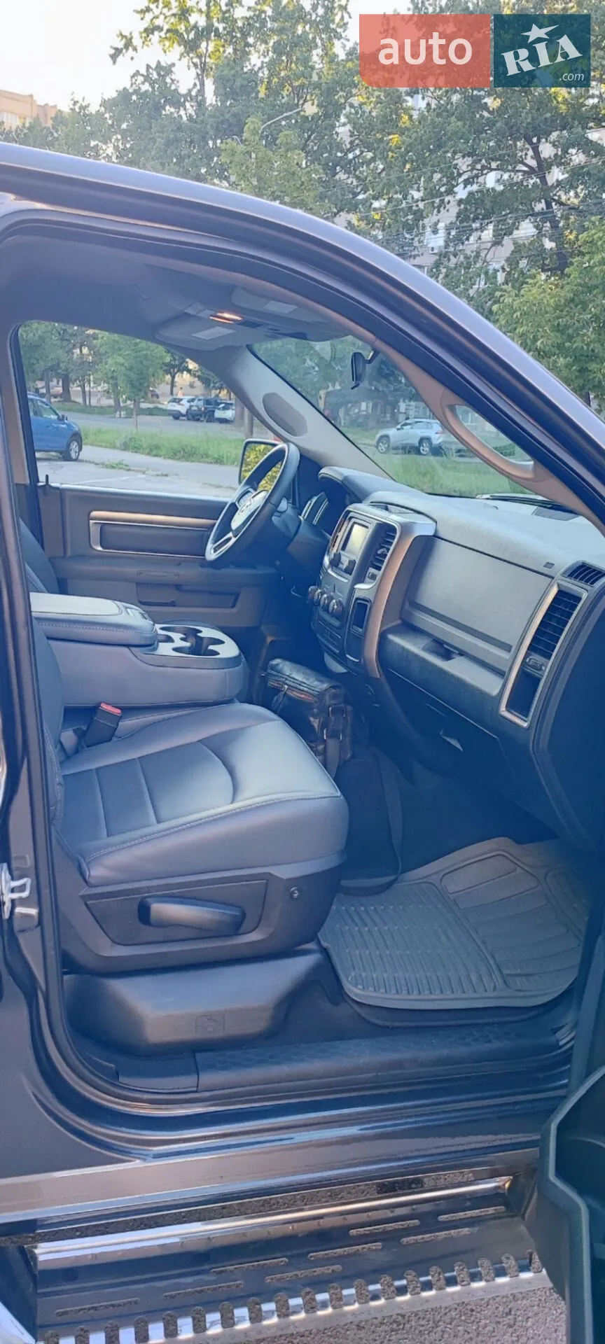 2019 RAM 1500 - мініатюра 24