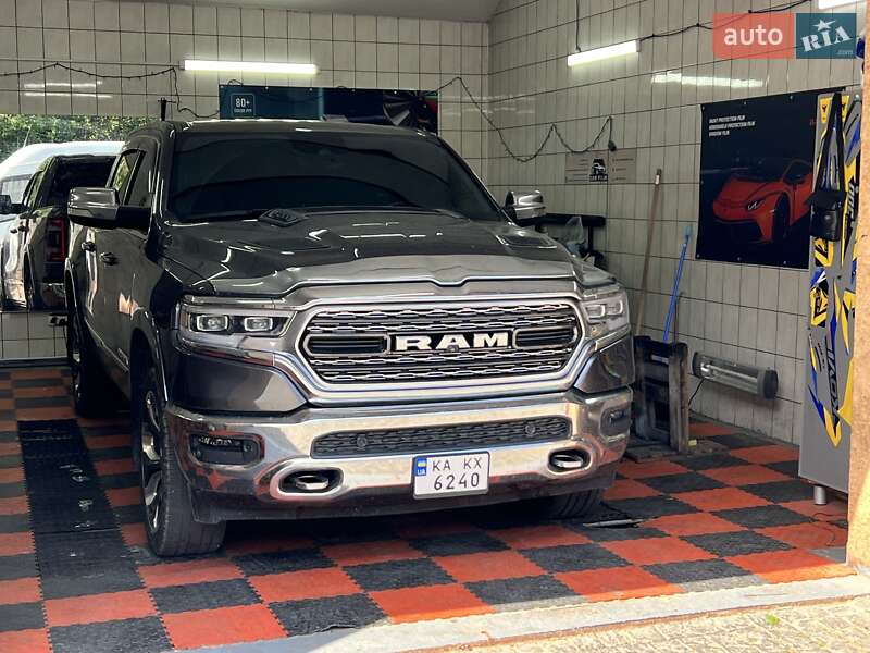 Пикап Ram 1500 2022 в Черновцах