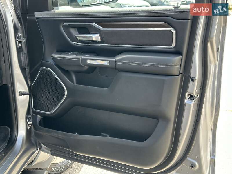 Пикап Ram 1500 2022 в Киеве