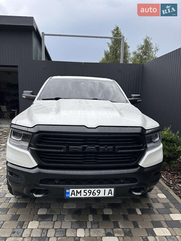 Пикап Ram 1500 2021 в Радомышле