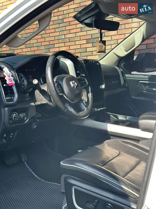 Пикап Ram 1500 2021 в Радомышле