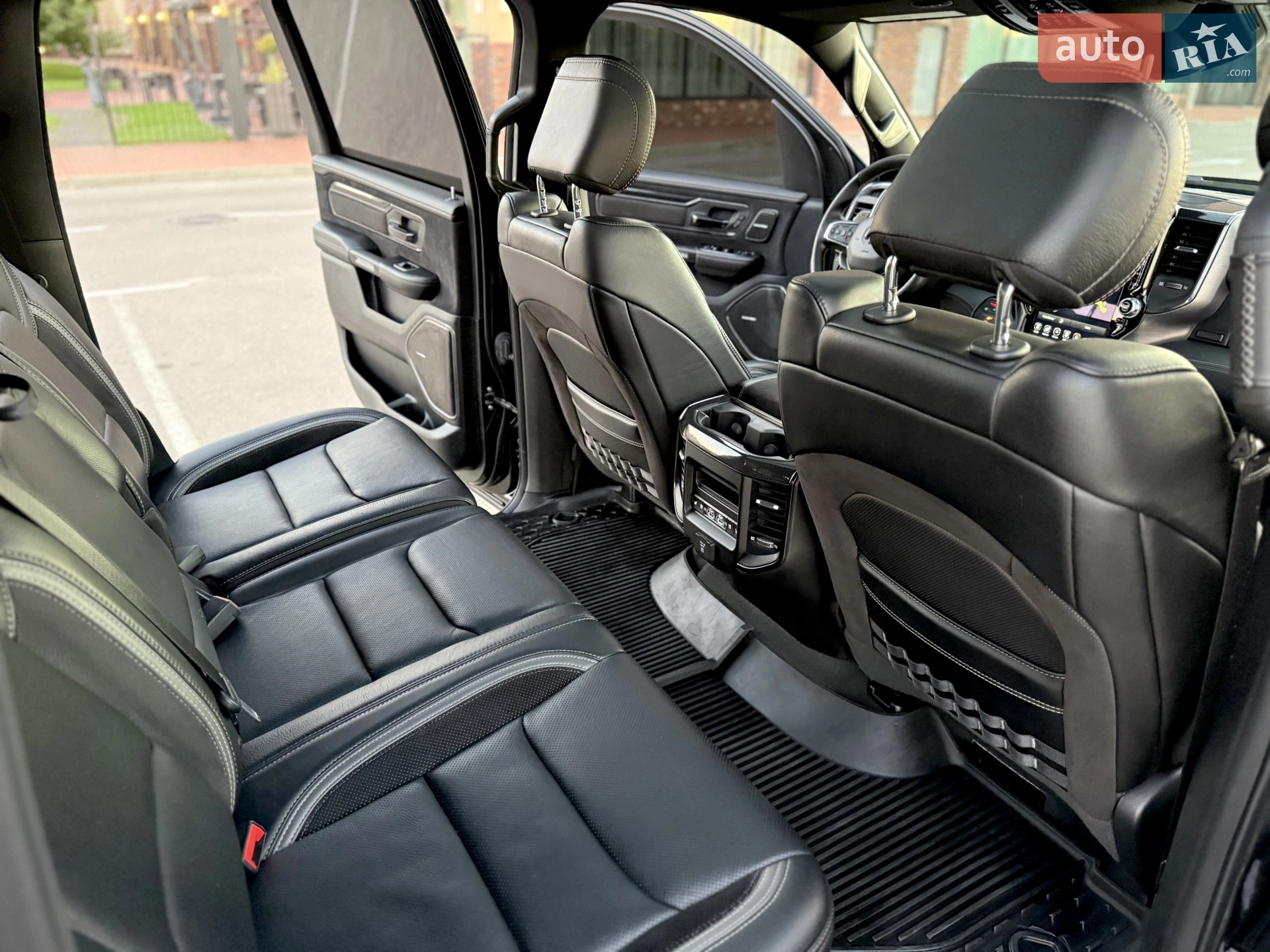 2020 RAM 1500 - мініатюра 47