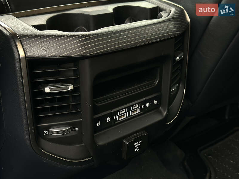 Пікап Ram 1500 2021 в Стрию