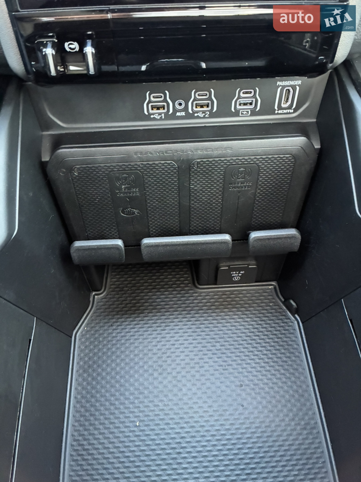 2024 RAM 1500 - мініатюра 26