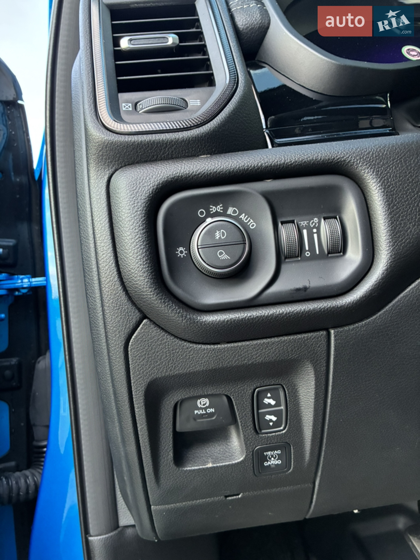 2024 RAM 1500 - мініатюра 39