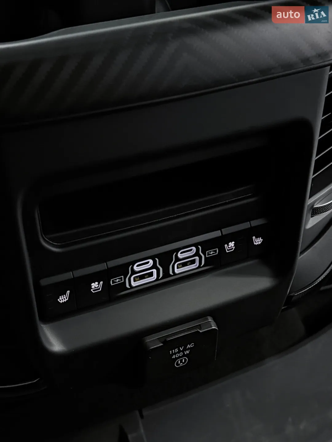 2024 RAM 1500 - мініатюра 29
