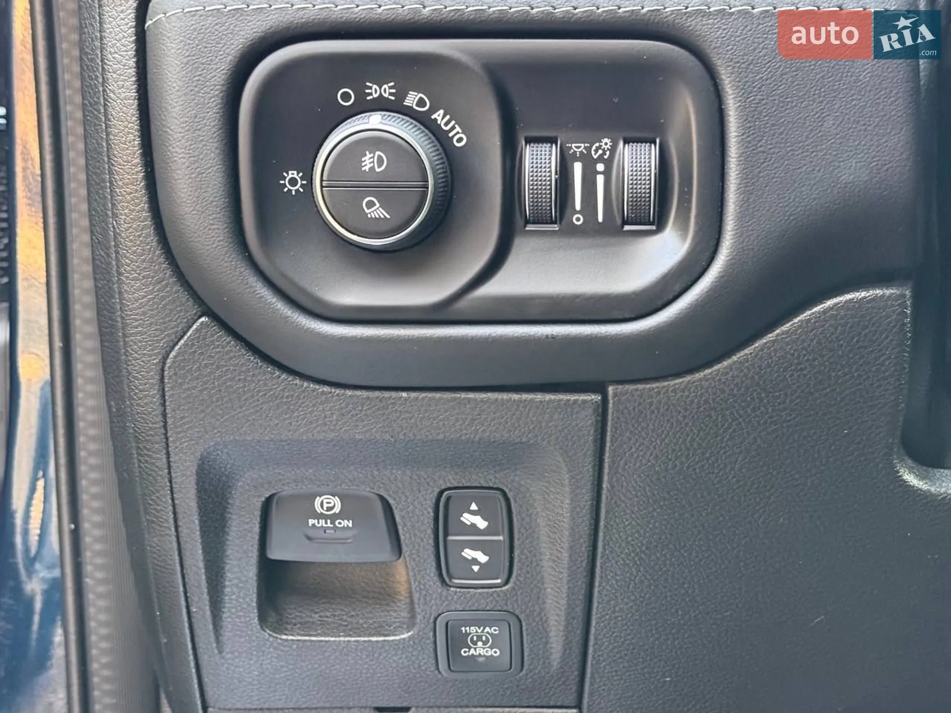 2022 RAM 1500 - мініатюра 39
