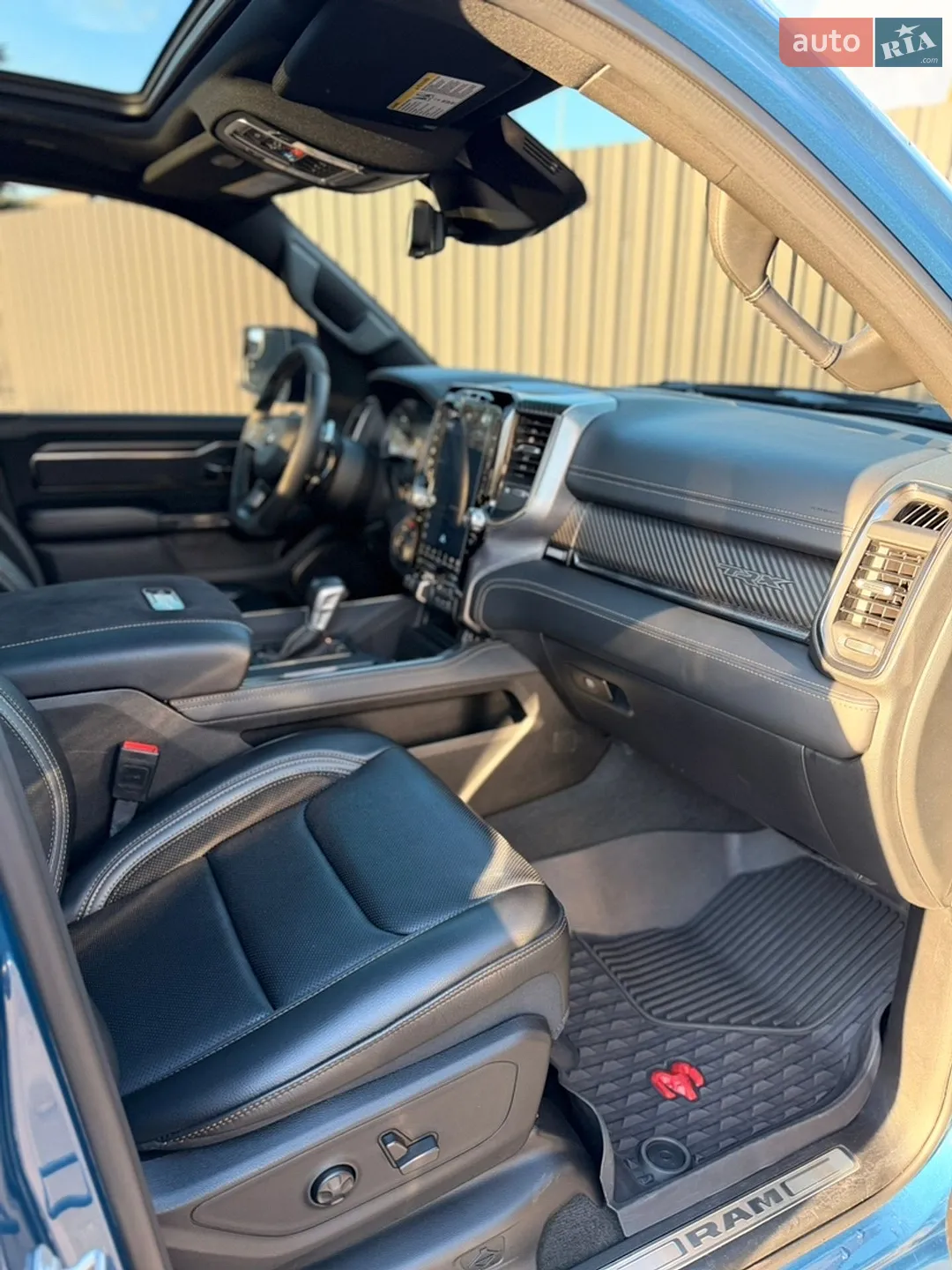 2024 RAM 1500 - мініатюра 32