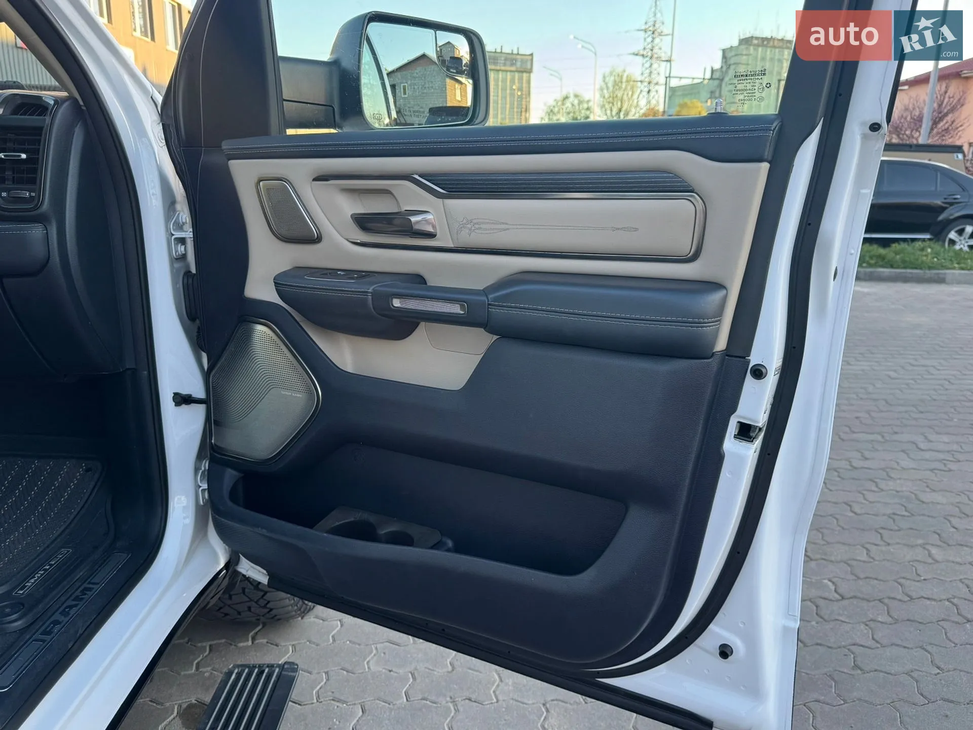 2021 RAM 1500 - мініатюра 35