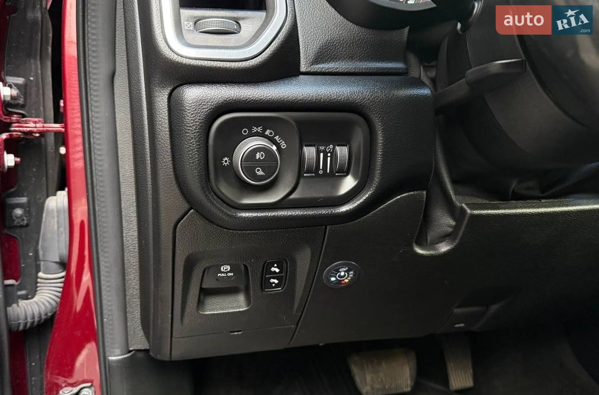 2019 RAM 1500 - мініатюра 12