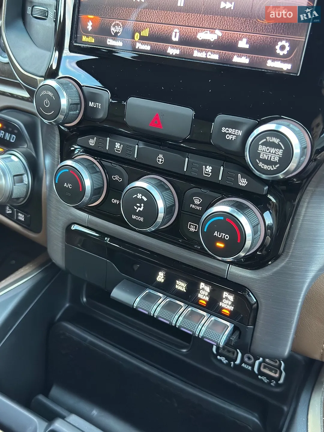 2020 RAM 1500 - мініатюра 32