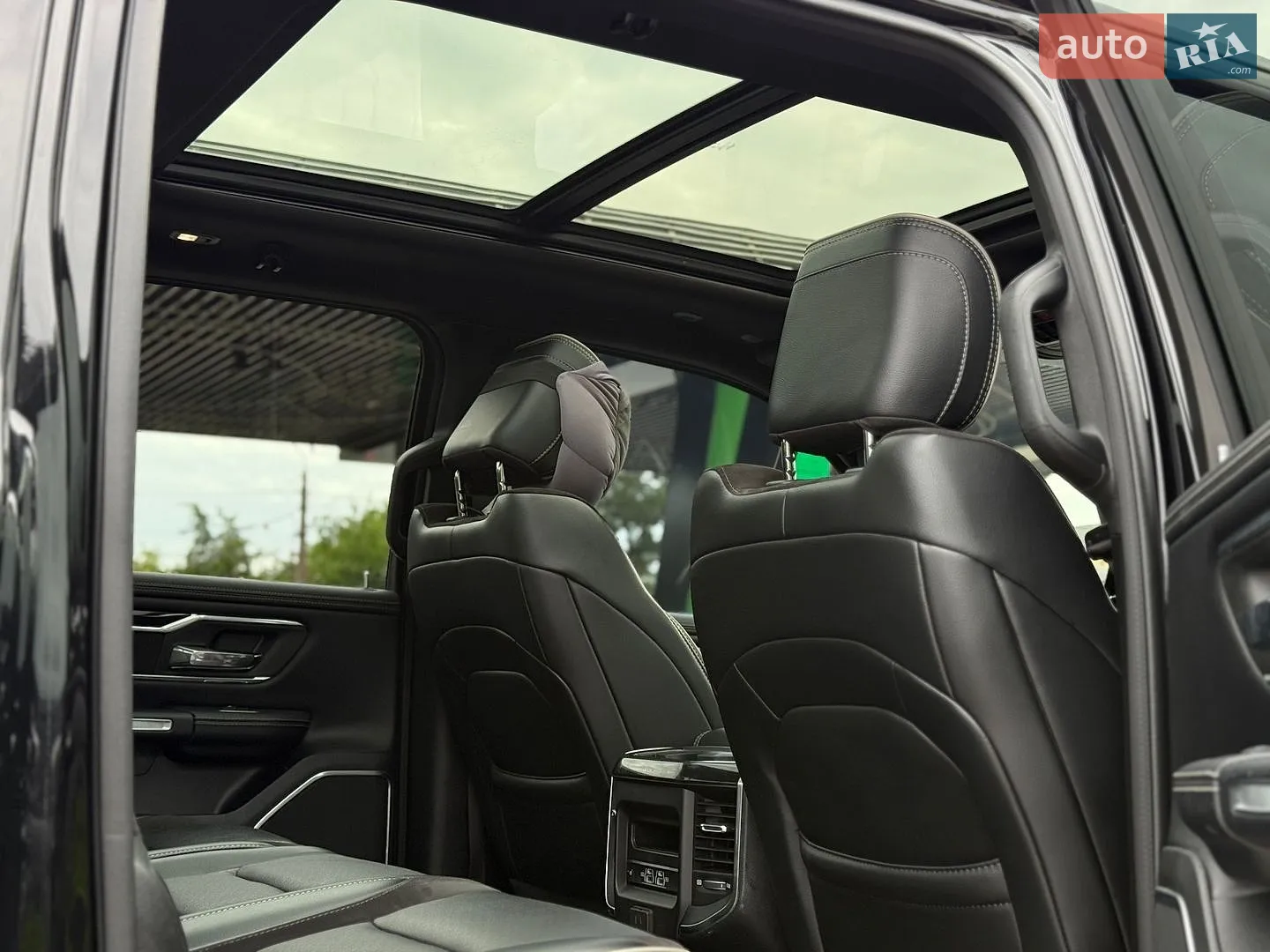 2021 RAM 1500 - мініатюра 17