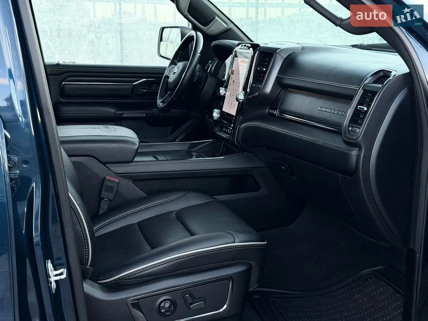 2022 RAM 1500 - мініатюра 28