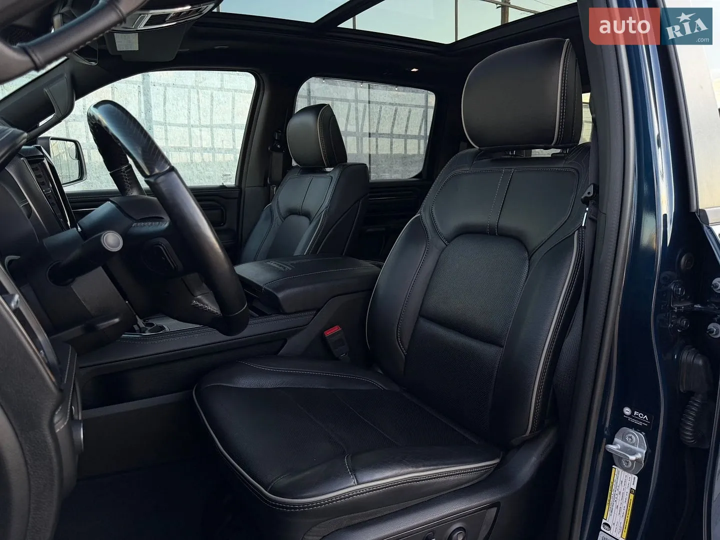 2022 RAM 1500 - мініатюра 37